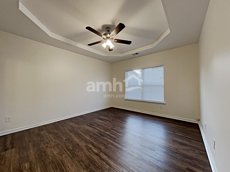 Building Photo - 4150 Arch Pass