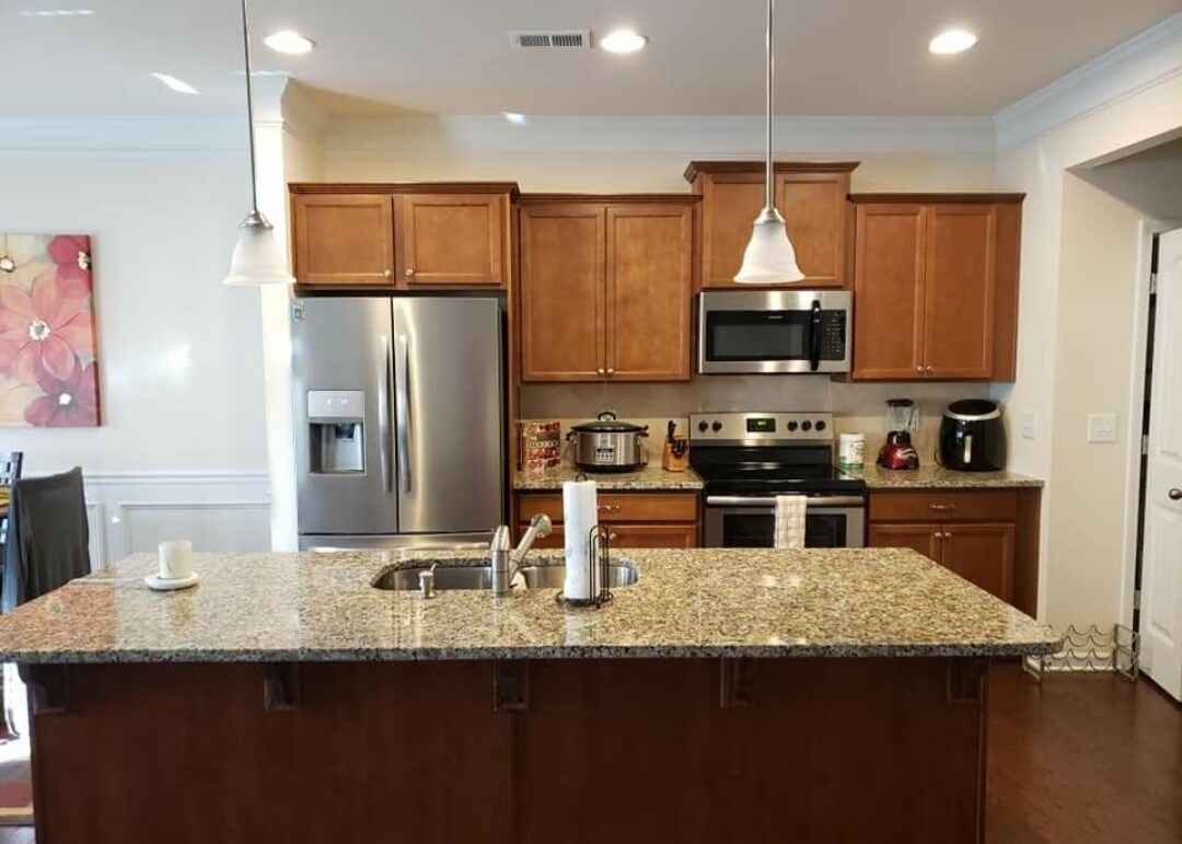 Refrigerator included in Unit, Stainless Steel Appliances - 263 COOLWATER LN