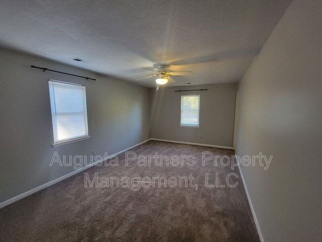 Building Photo - 4768 Red Leaf Ct