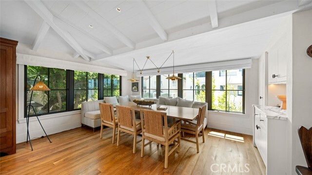 Building Photo - 27 Emerald Bay
