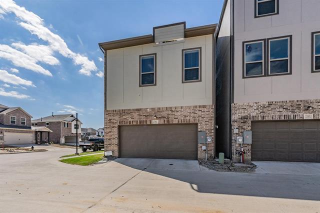 Building Photo - 7505 Laburnam Rd