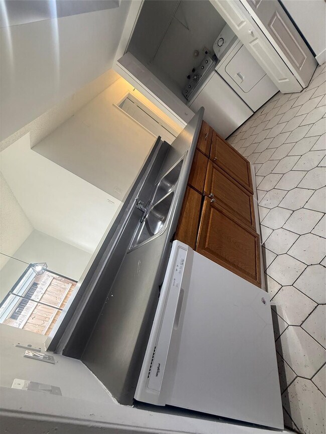 Building Photo - 7427 SW 13th St