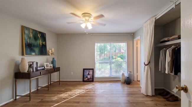 Building Photo - 14419 Cypress Leaf Dr