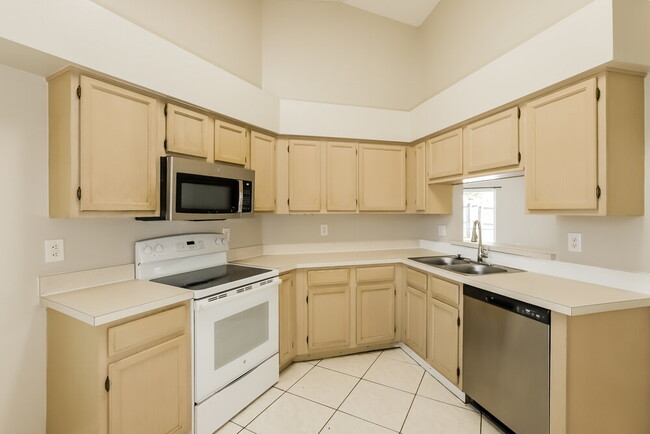 Building Photo - 4706 N Dawnmeadow Ct