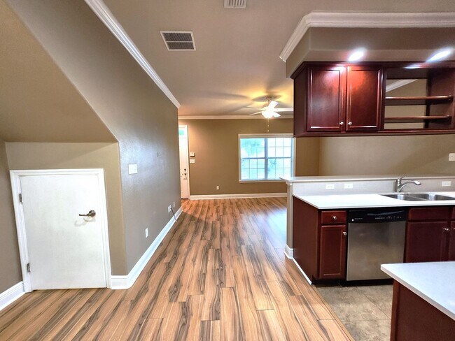 Building Photo - 3 Bedroom town home for rent August 6, 2026 in gated community with pool, renting for $1550 per m...