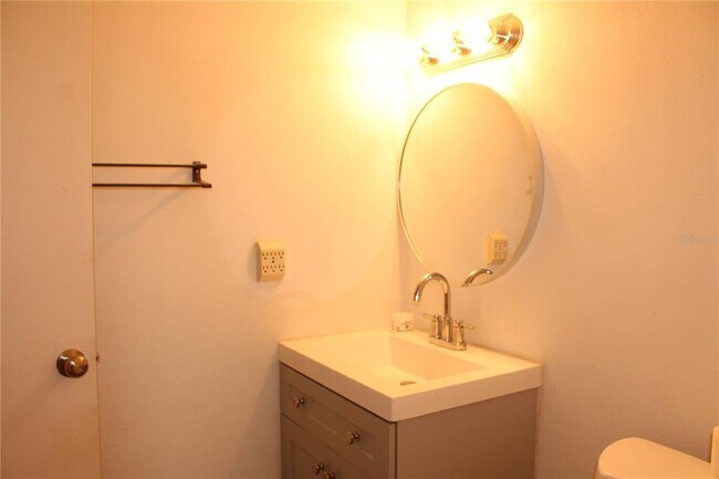 Building Photo - 4204 Heron Way