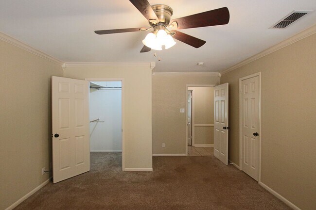 Building Photo - 316 Clemson Dr