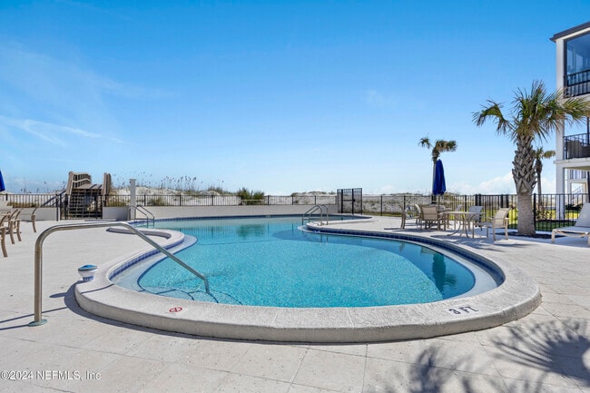 Building Photo - 2313 Costa Verde Blvd