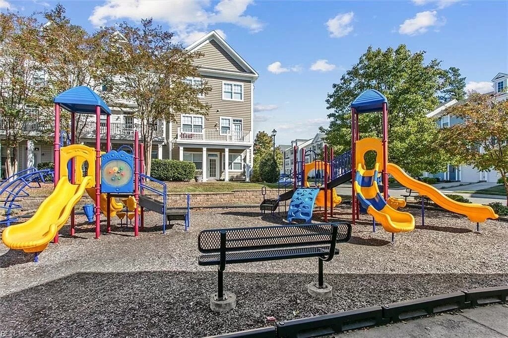 Playground - 1903 Prosperity Ct