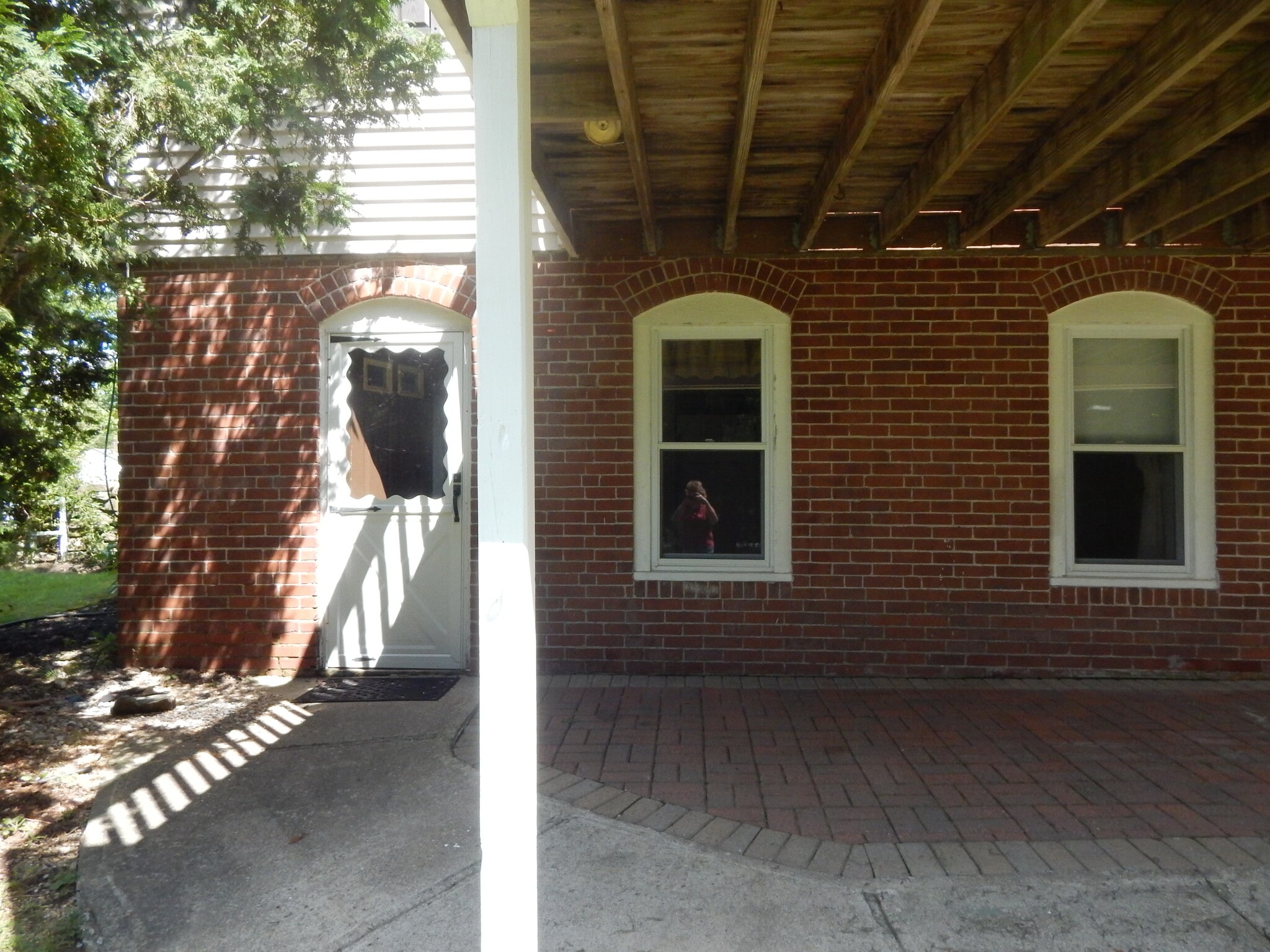 Private entrance off of brick patio - 7 Gendron Rd