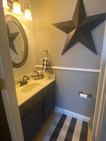 half bath - 25 Mill Stone Dr