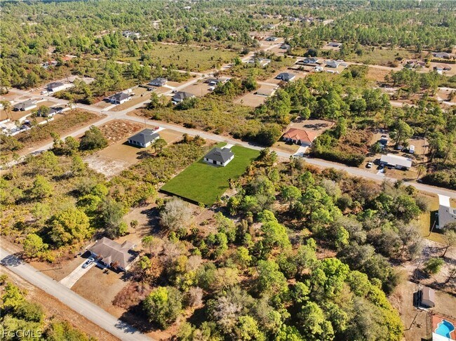 Building Photo - 517 Johns Ave