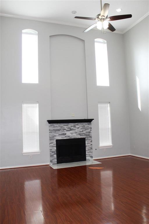 Building Photo - 2310 Da Vinci Dr
