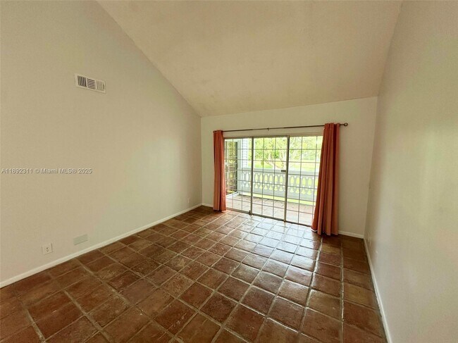 Building Photo - 10521 Mahogany Key Cir