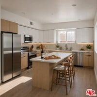 Building Photo - 10829 Peach Grove St