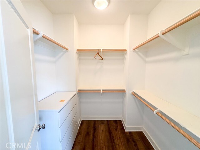 Building Photo - 52 Trotter