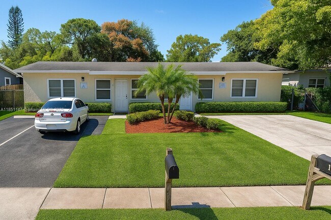 Primary Photo - 1433 NW 4th Ave