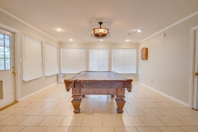 Building Photo - Pool Home with Office, Two Primary Suites ...