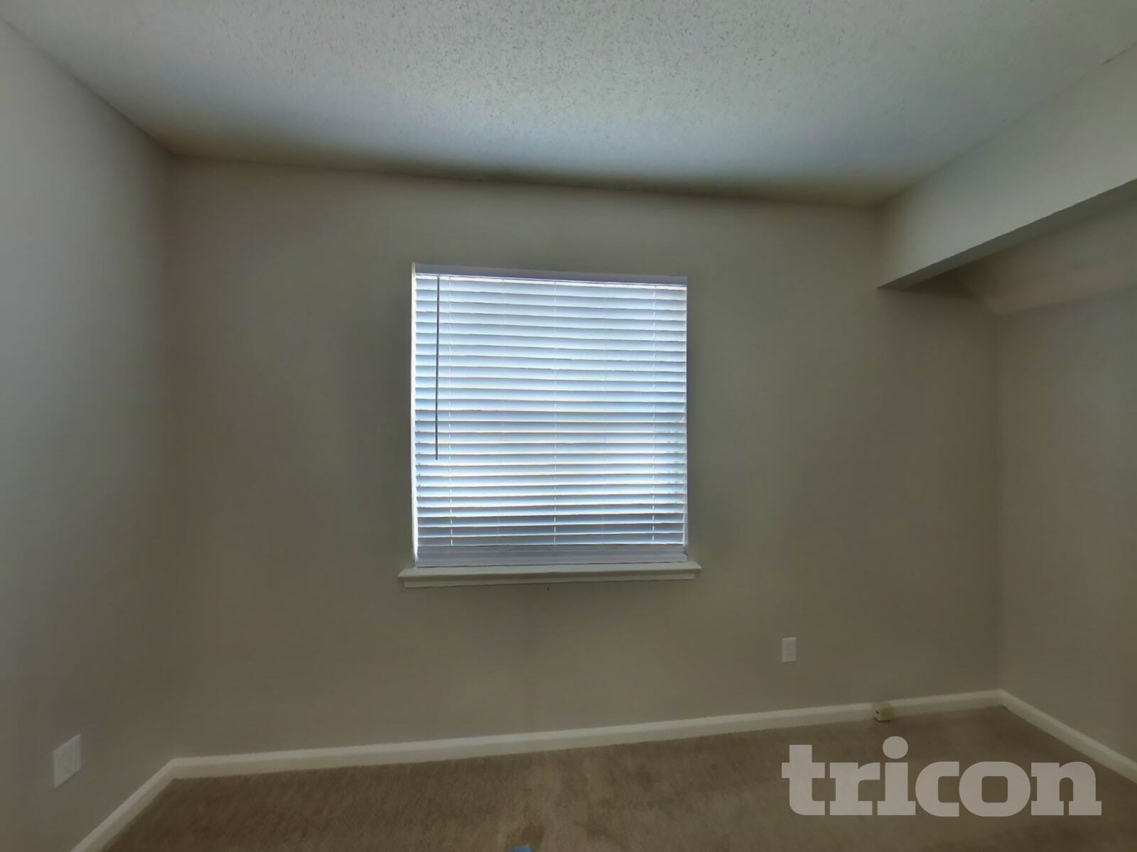 Building Photo - 3382 Millcrest Pl