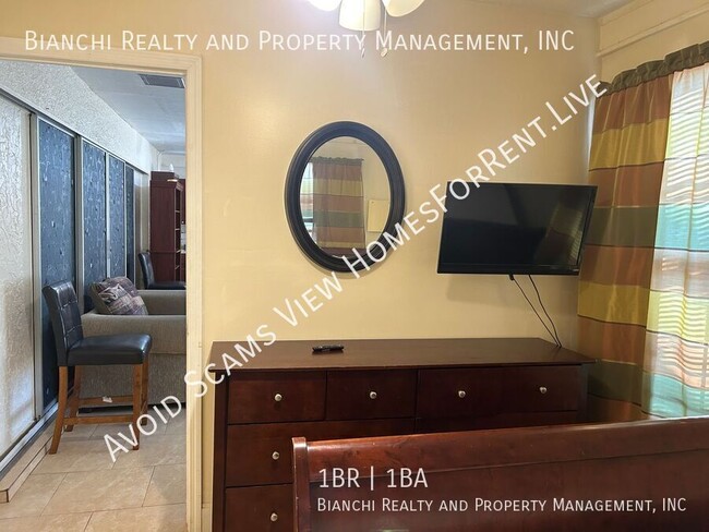 Building Photo - 3146 Carlos Dr