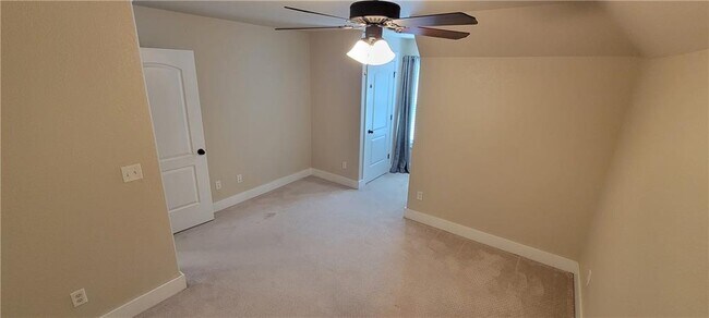 Building Photo - 3417 W Pinot Ln