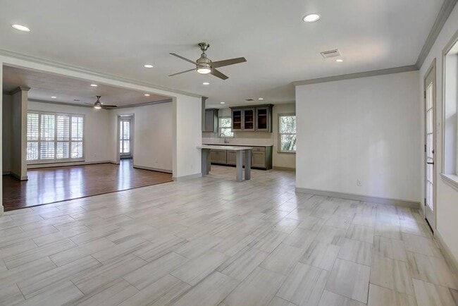 Building Photo - 5402 Cheena Dr