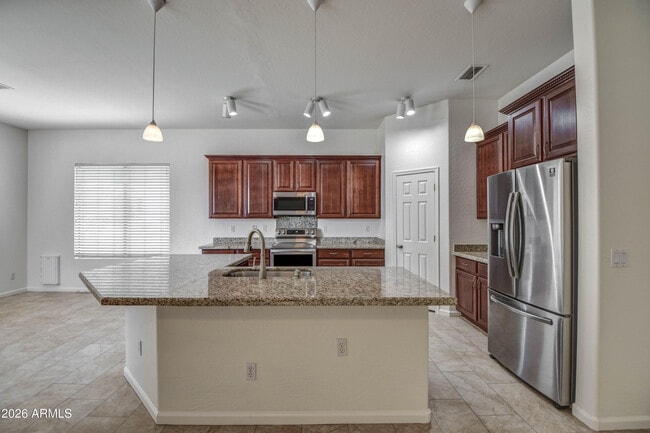 Building Photo - 18431 E Celtic Mnr Dr