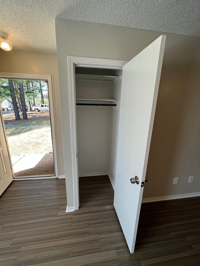 Building Photo - 13483 Rhudy Dr