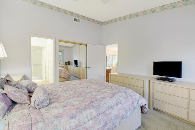 Building Photo - 13759 Date Palm Ct
