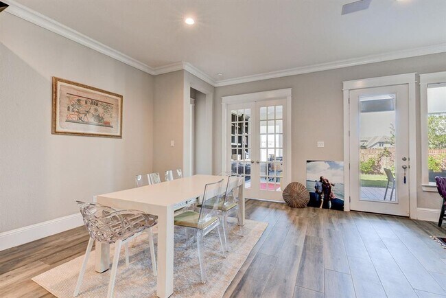 Building Photo - 2339 Pale Star Dr