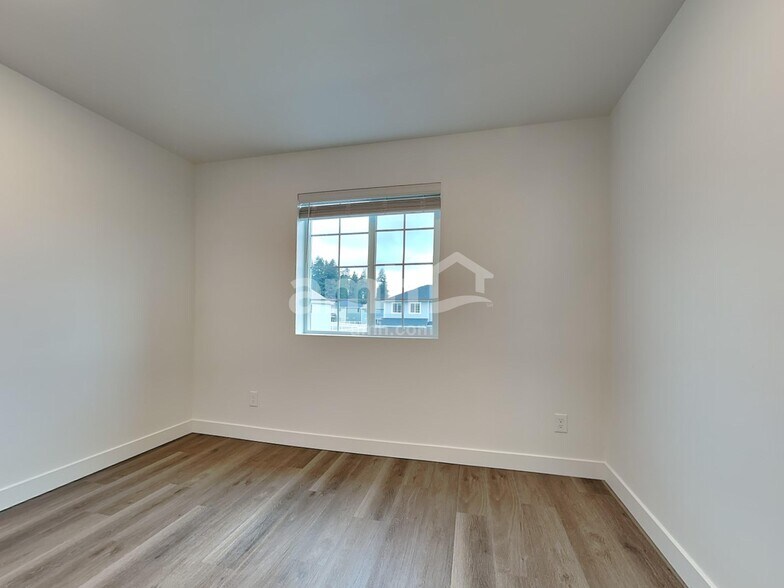 Building Photo - 7820 Selah St SW