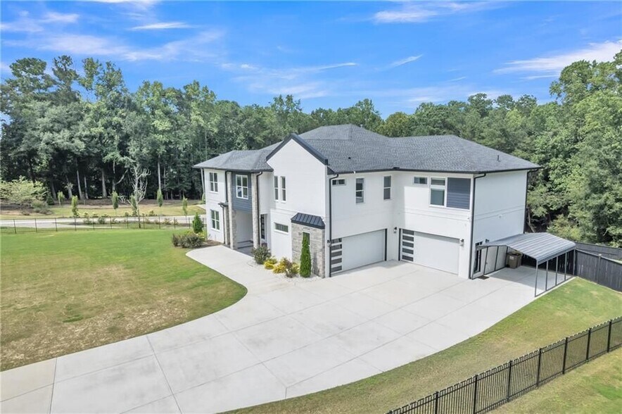 Building Photo - 3671 Hamilton Mill Rd