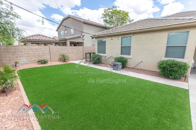 Building Photo - 3068 E Ravenswood Dr