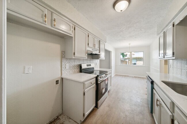 Building Photo - 3227 S Allegheny Ave