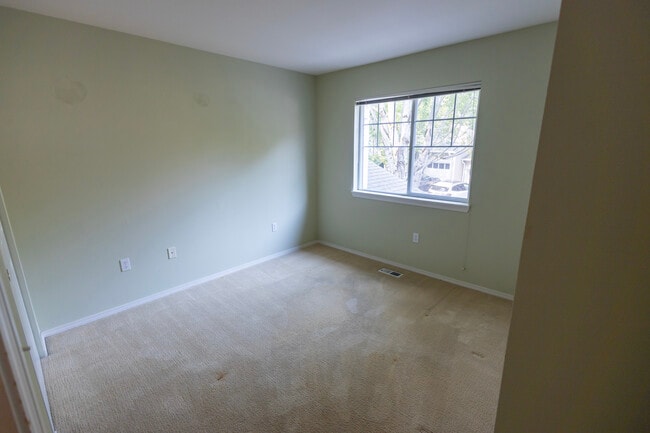 Bedroom #2 - 17819 NE 96th Way