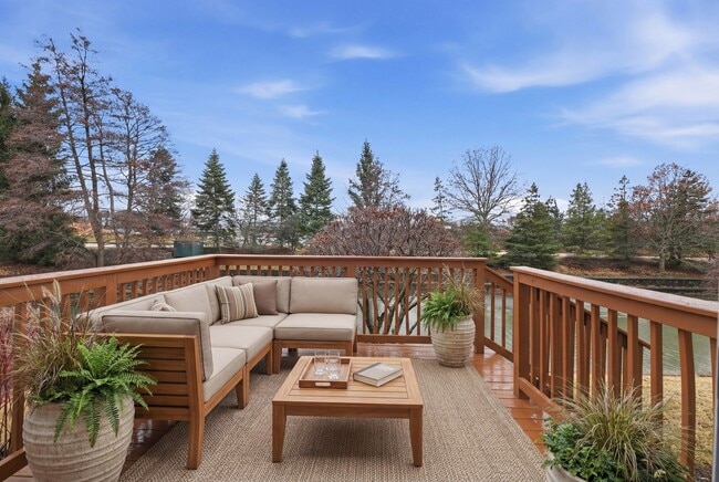 Building Photo - 4225 Henry Way