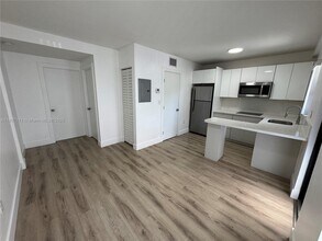 Building Photo - 1971 NW 2nd Ct