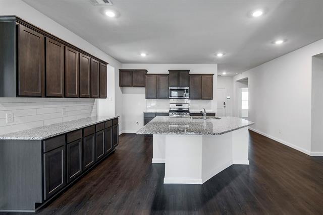 Building Photo - 709 Smokey Trail