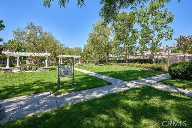 Building Photo - 1139 Elfstrom Dr