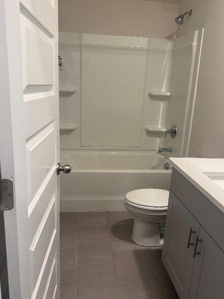 Building Photo - 116 Martel Dr