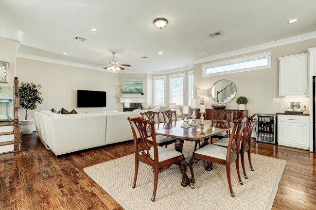 Building Photo - 2546 Bevis St