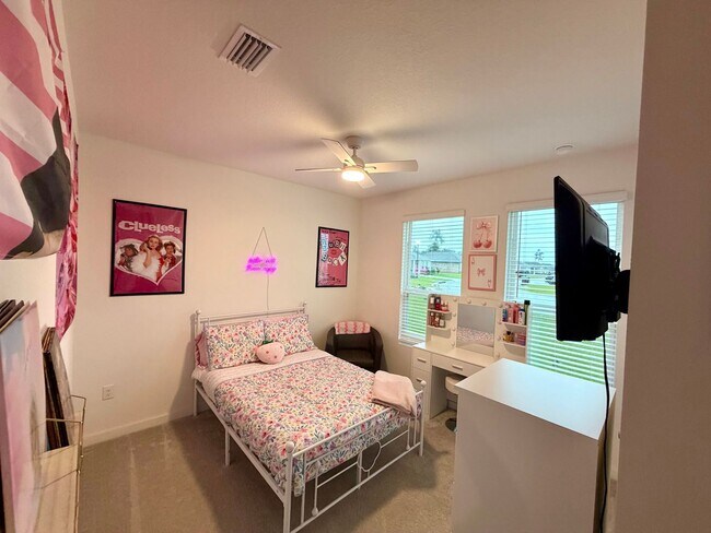 Building Photo - 6266 Buckthorn Cir