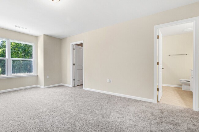 Building Photo - 237 Ribbon Rail St