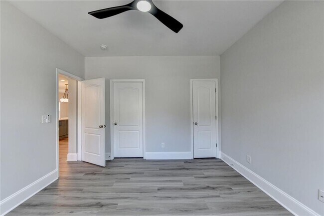 Building Photo - 4032 Ridge Grove Way