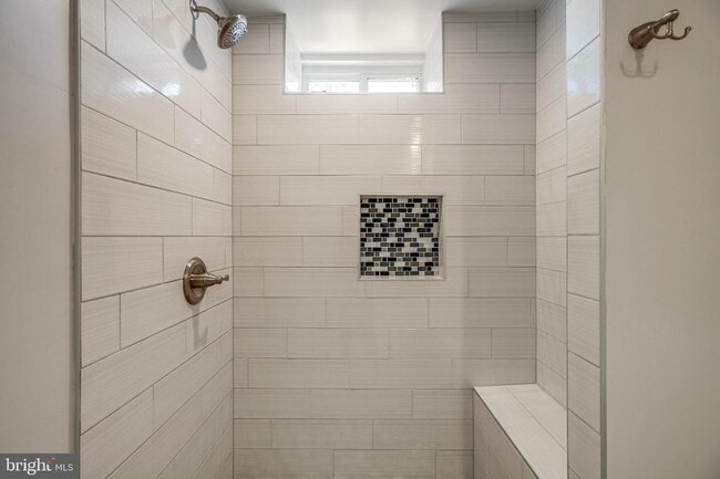 Building Photo - 9003 Fox Lair Dr