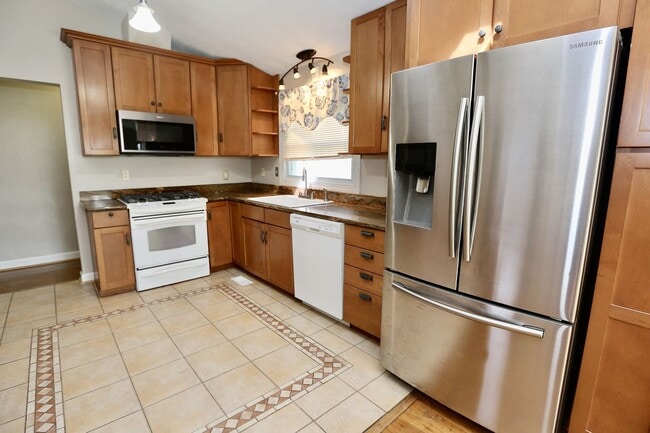 Building Photo - Available 06-22-26! Updated Waterfront Home! Extras Like Workshop & Sunroom, Pet Friendly, Hardwo...