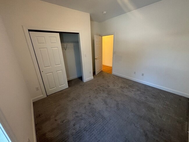 Building Photo - 501 Autumn Ridge Dr