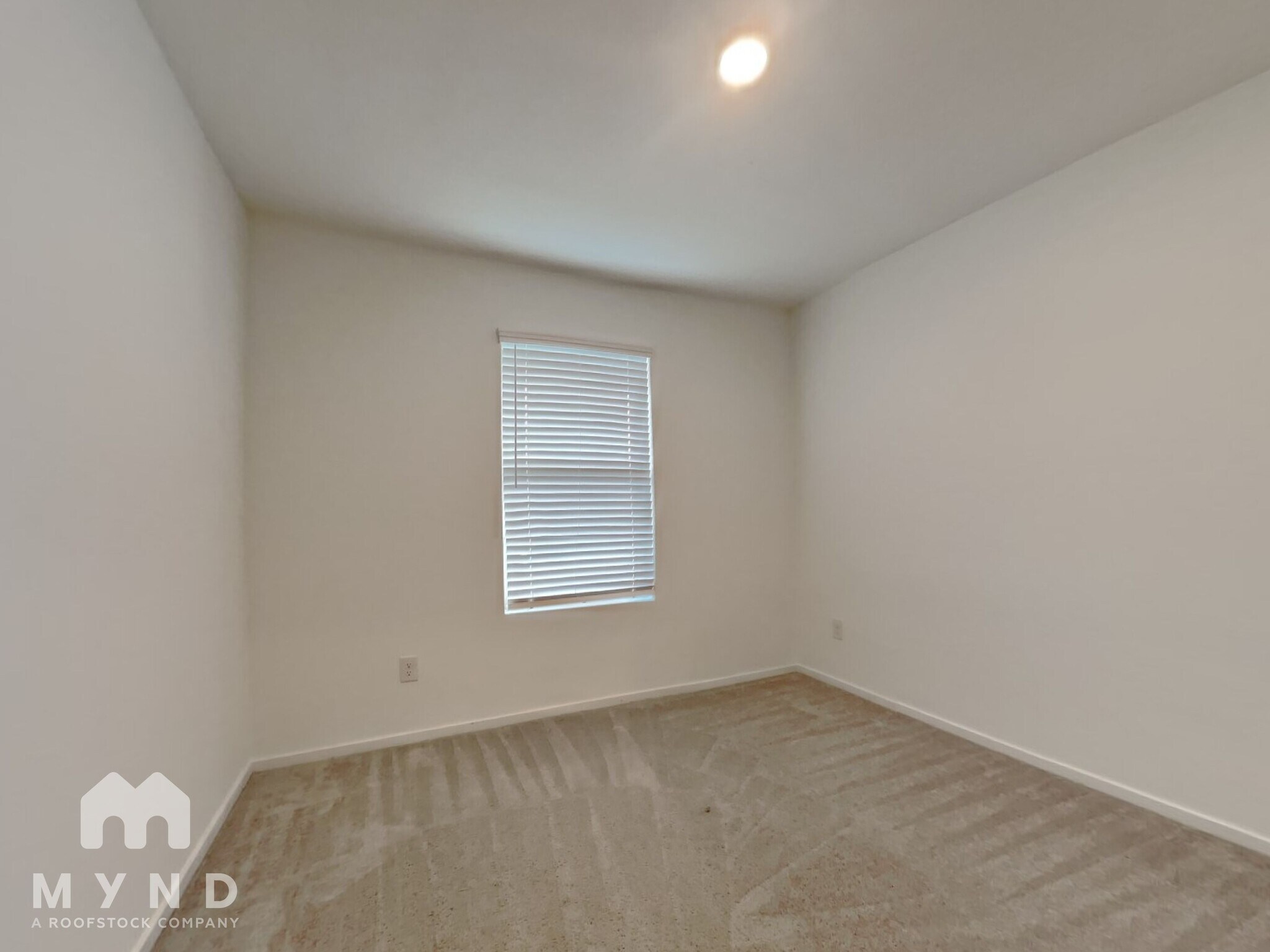 Building Photo - 21645 Balzola Ln