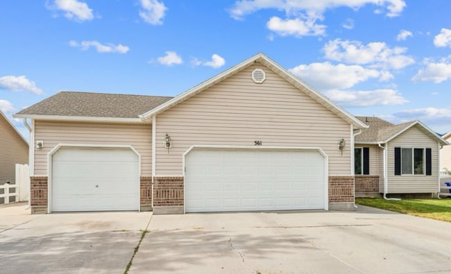 Building Photo - 361 E 1520 N