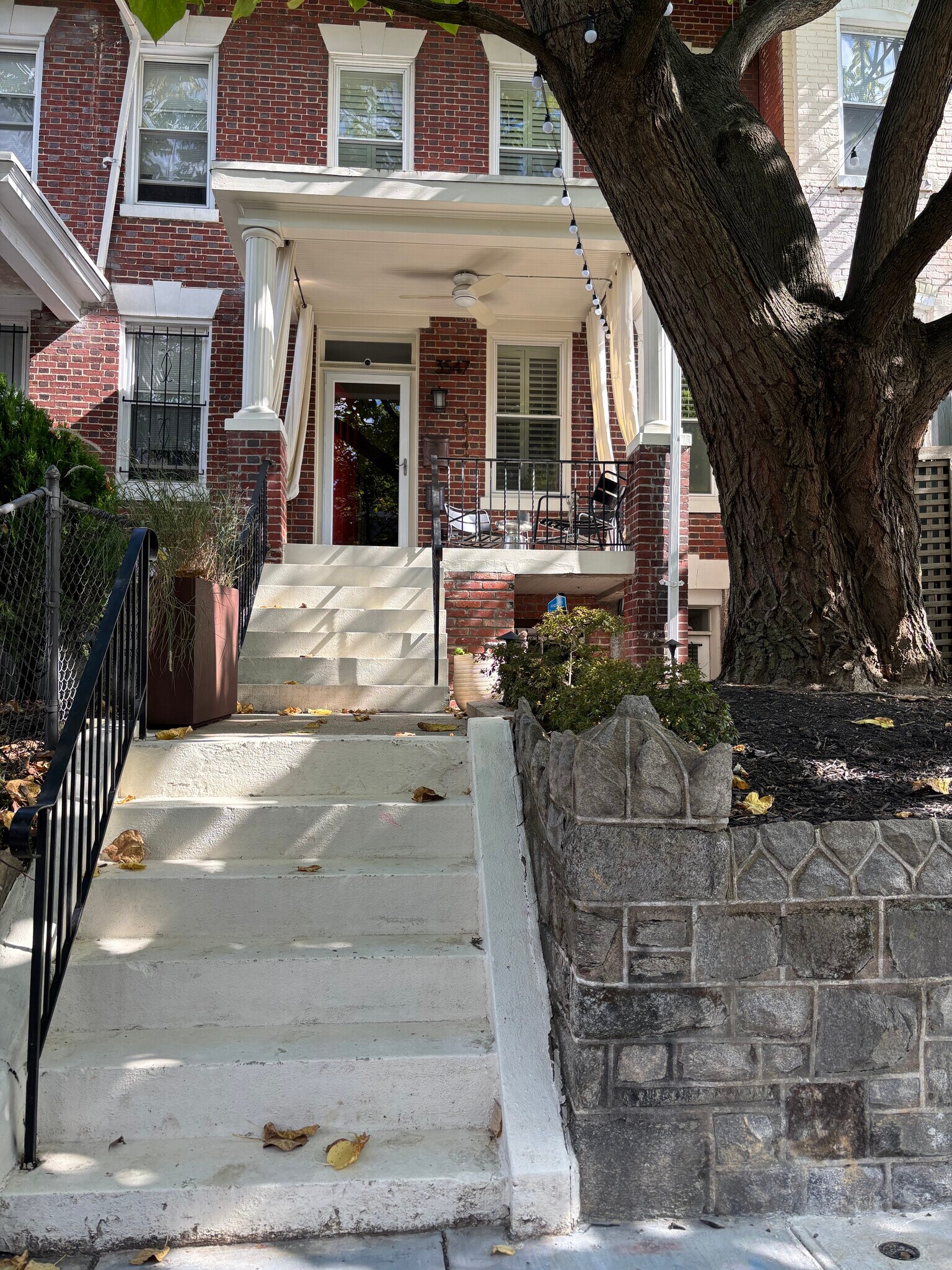 Building Photo - 3547 10th St NW